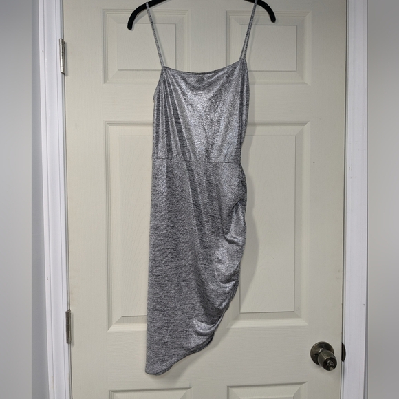 Reformation Flare Mini Dress Metallic Silver Asymmetrical Spaghetti Strap Sz Sm - Picture 6 of 13